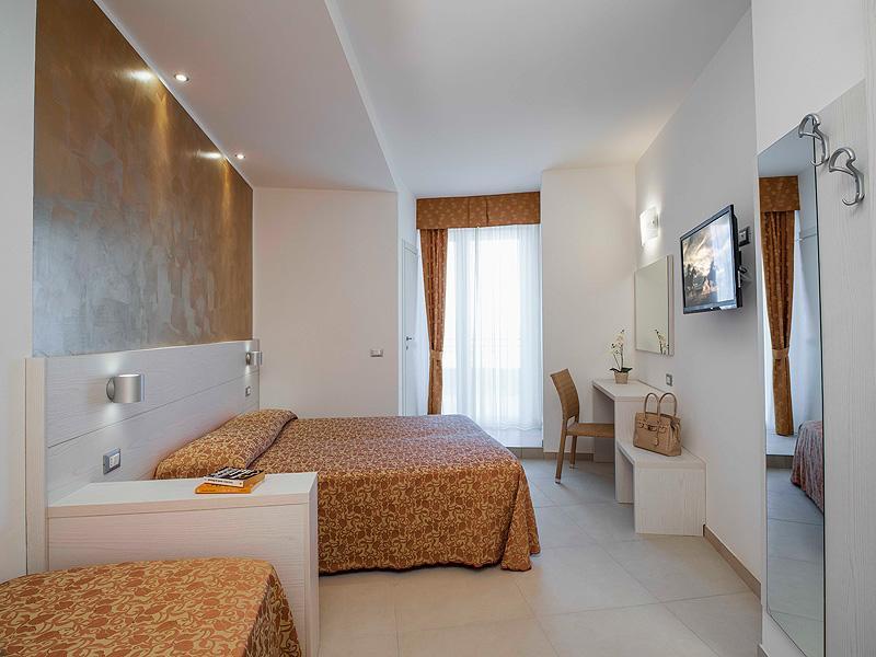 Hotel Tibidabo Bellaria-Igea Marina Esterno foto